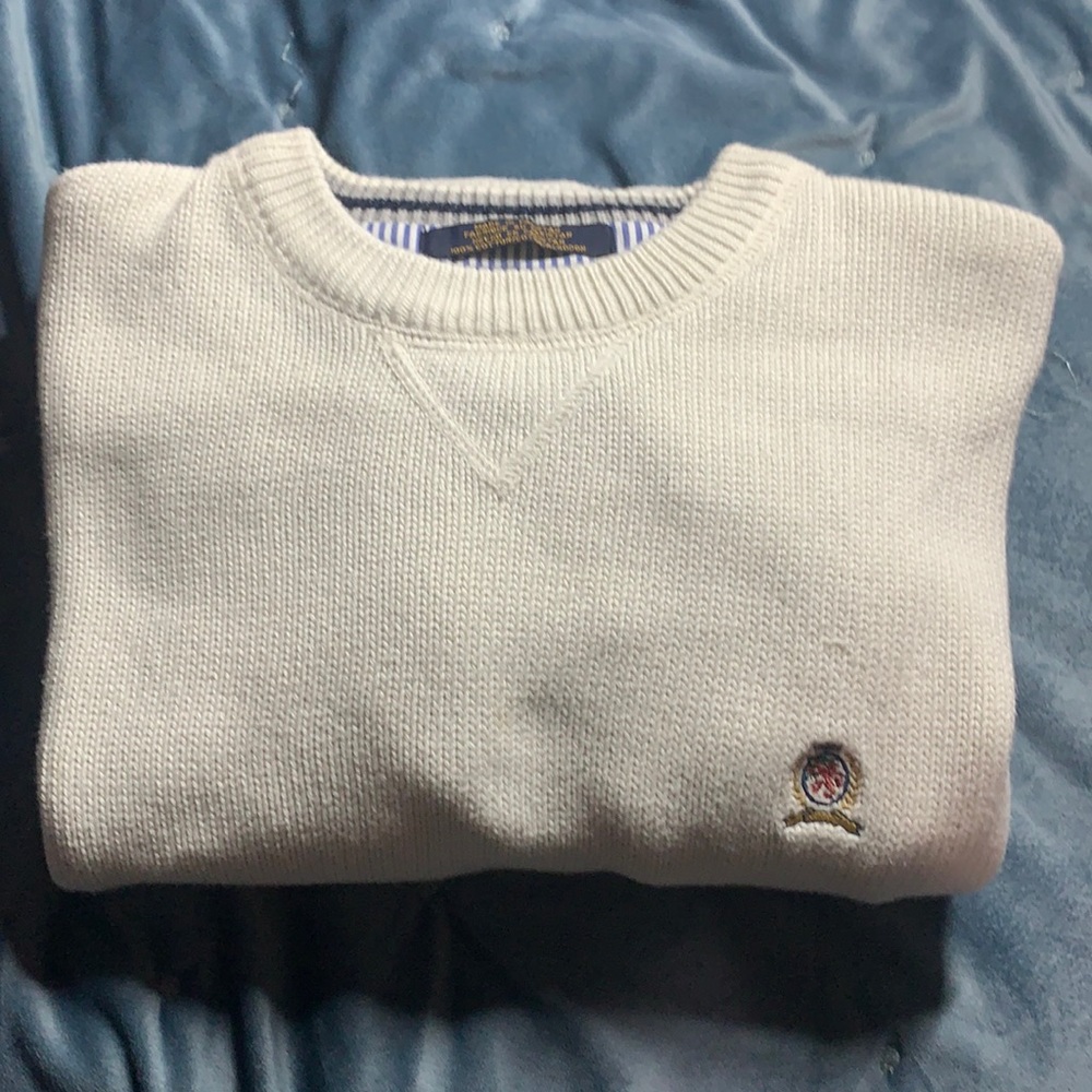 Tommy Hilfiger sweater